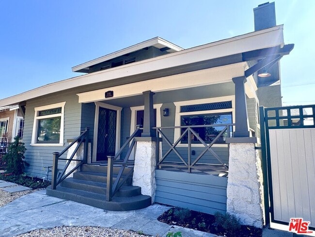 Building Photo - 2180 W 31st St