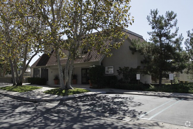 Parkwood - Parkwood Apartment Homes