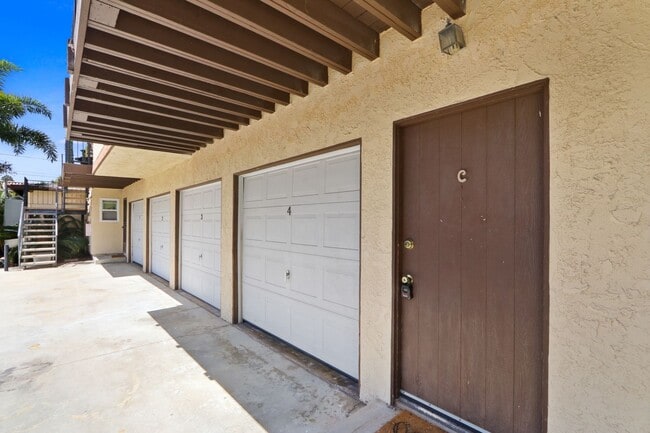 Photo - 16842 Hoskins Lane Unit 16842 Hoskins Ln.  C