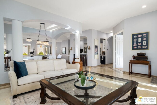 Photo - 47925 Via Livorno