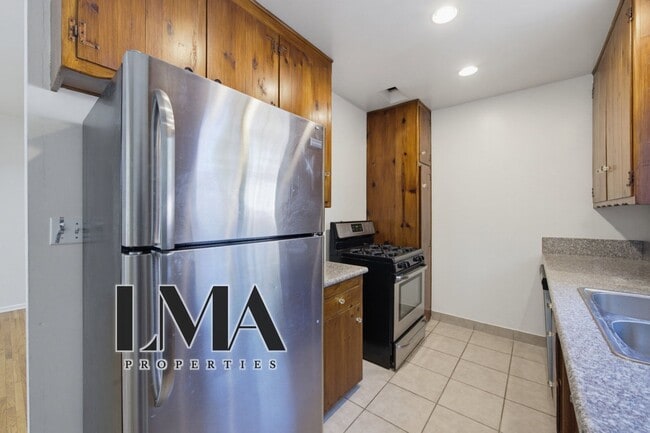 Photo - 1453 Butler Ave Unit 3