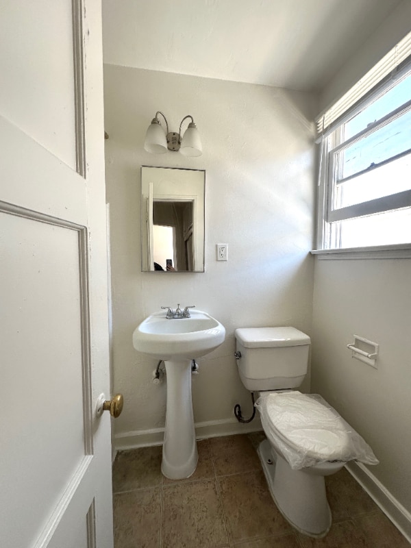 Photo - 1737 Sycamore Ave