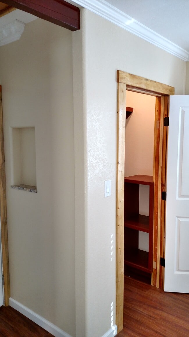 Photo - 225 Southlook Ave