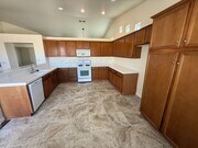 Photo - Beautiful Home In Apple Valley Vineyards-4...