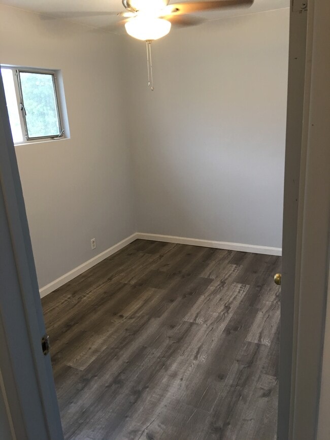 Photo - 14507 Corby Ave Unit 4