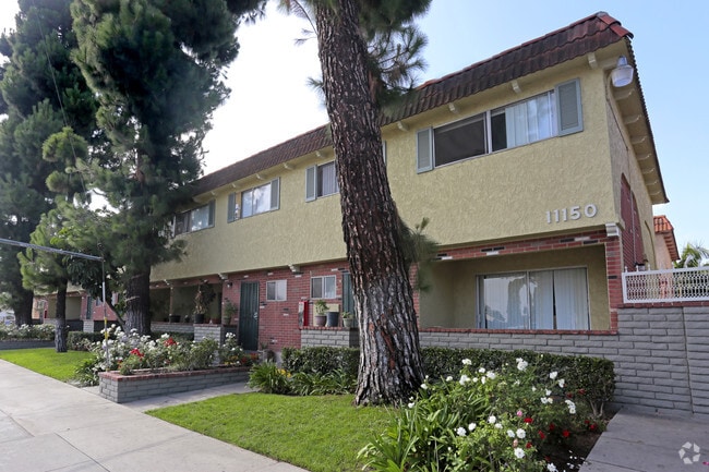 Photo - Norwalk Village