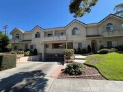 Photo - 900 Arcadia Ave Townhome