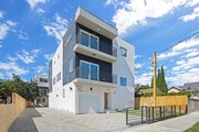 Photo - 2318 W 2nd St Apartments Unit 2318.5