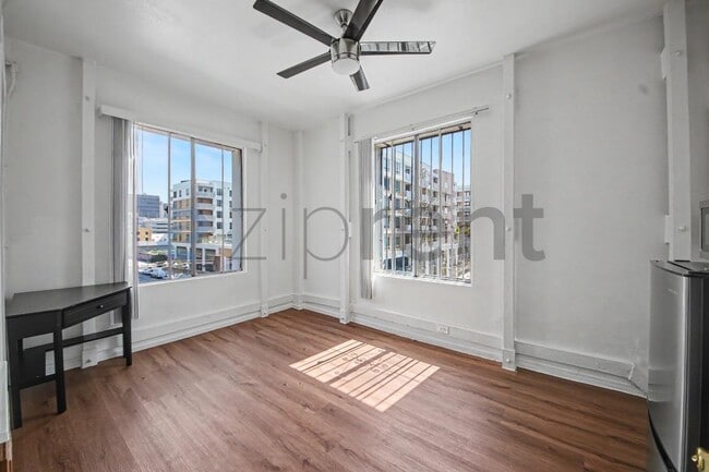 Photo - Unit 406