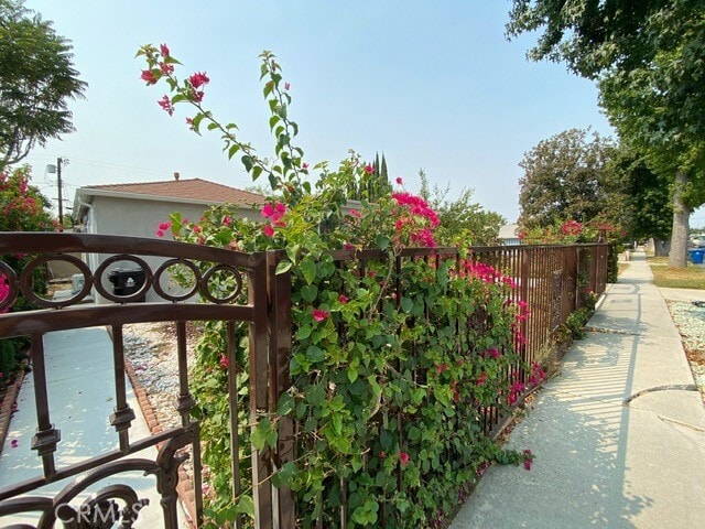 Photo - 6657 Enfield Ave