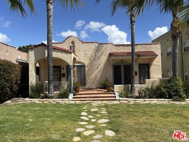 Building Photo - 1248 S Rimpau Blvd Rental