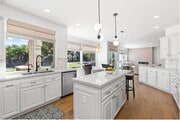 Photo - Exquisite Designer 4 Bedroom Home for Rent