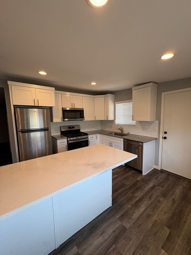 Photo - 4477 Hilltop Dr Apartment Unit 1