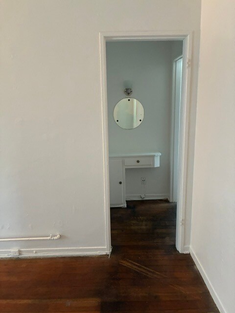 Photo - 303 S Doheny Dr Unit 102