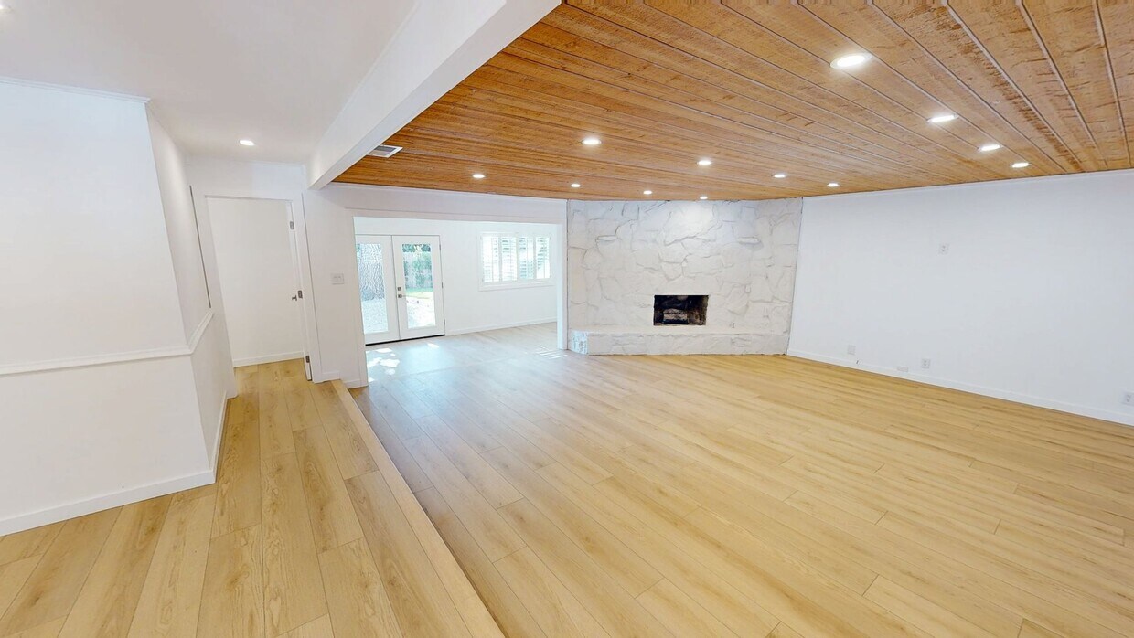 3D Tour - 495 Erbes Rd House