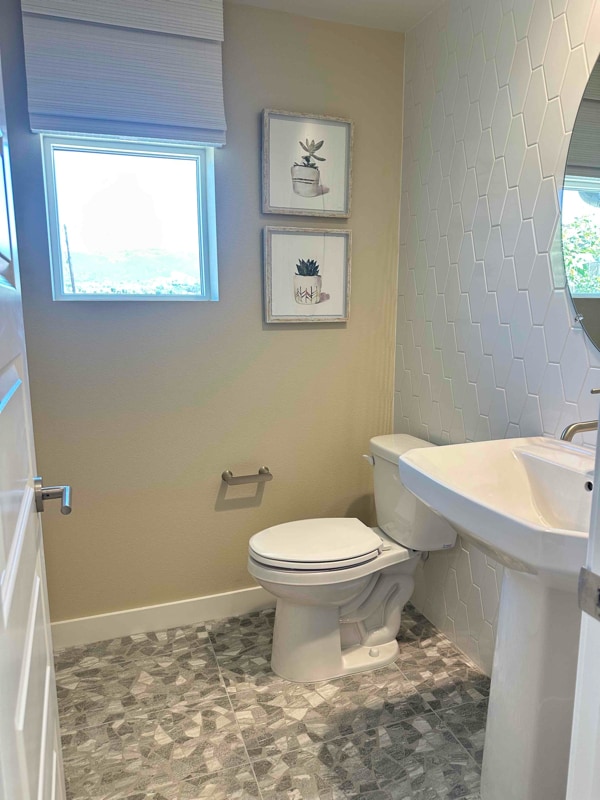 Photo - 502 spindle Way