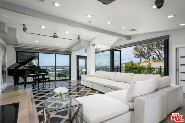 Photo - 3420 Blair Dr