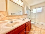 Photo - 5138 W 141st St Unit 2
