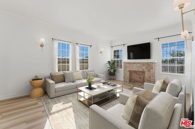 Building Photo - 1335 Redondo Blvd Unit 1/2