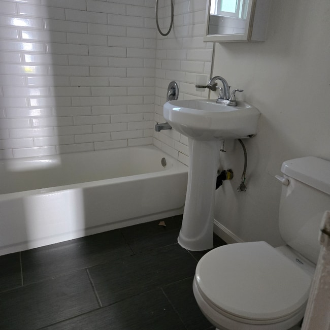 Photo - 829 N Formosa Ave Unit 1