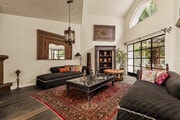 Photo - 4909 Woodley Ave