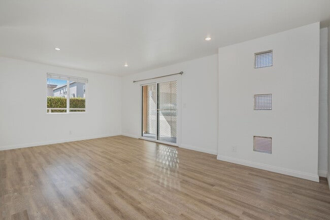 Photo - 712 Pacific St Unit 712 Pacific St. #2 Santa Monica CA 90405