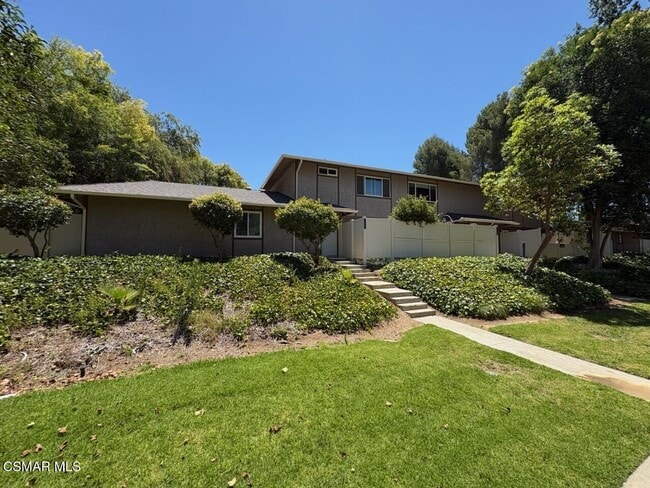 Building Photo - 28832 Conejo View Dr