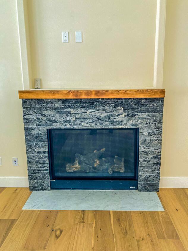 Photo - 18436 Regina Ave
