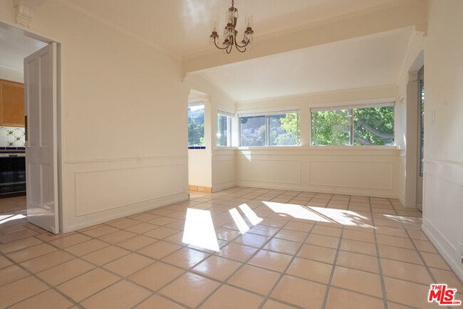 Photo - 2401 Meadow Valley Terrace