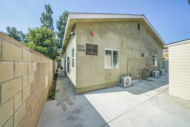 Building Photo - 331 Electric Ave Unit 331 D