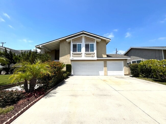 Photo - 4 bed, 3 bath located in Anaheim!