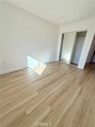 Photo - 20407 Strathern St