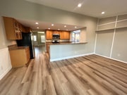 Photo - 1742 Oakview Way