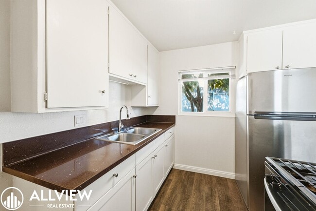 Photo - 3410 W Olinda Ln Unit B
