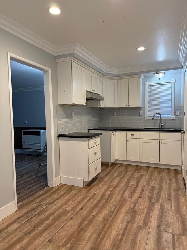 Photo - CR2398 Unit 2