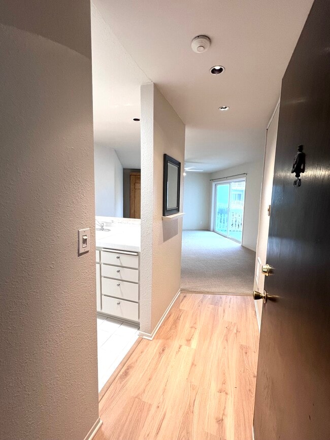 Photo - 620 The Village Unit 620 #301 Redondo Beach