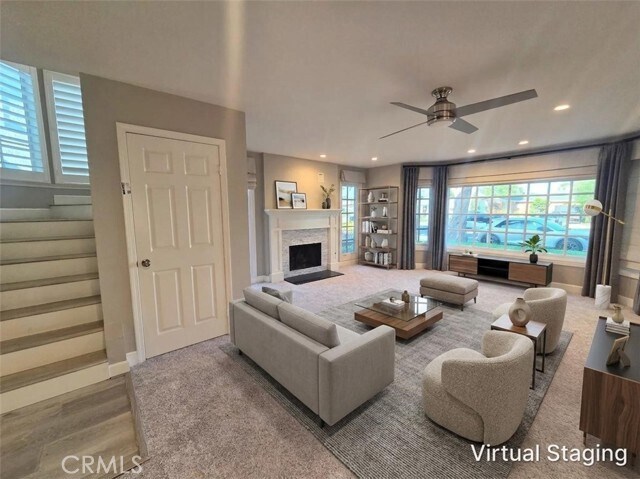 Photo - 1728 Lake St