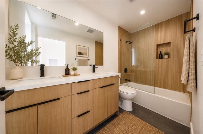 Photo - 1063 S Corning St