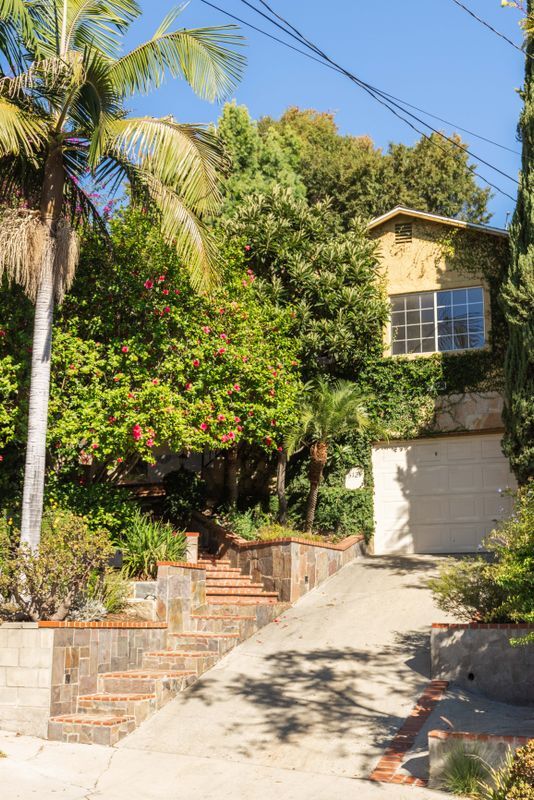 Building Photo - 5129 Chester St