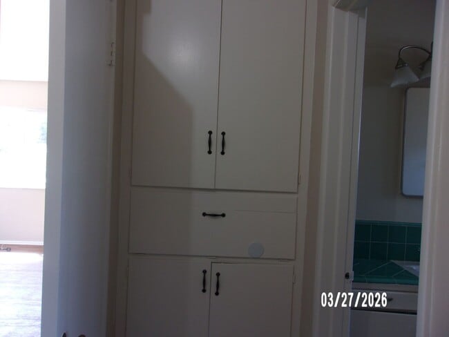 Photo - 309HICKORY Unit A