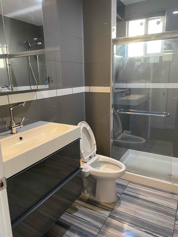 Photo - 16332 Nordhoff St