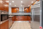 Photo - 107 N Swall Dr