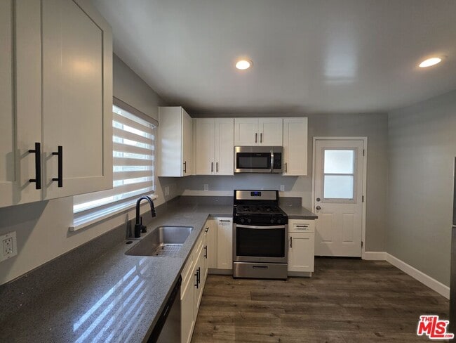 Photo - 2601 20th St Apartment Unit 3