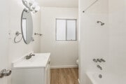 1BR, 1BA - 600SF - Bathroom - 768 Gaviota Ave. Apartments