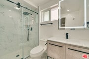 Photo - 9042 Phyllis Ave