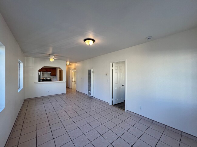 Building Photo - 8416 1/2-8416 1/2 Graham Ave