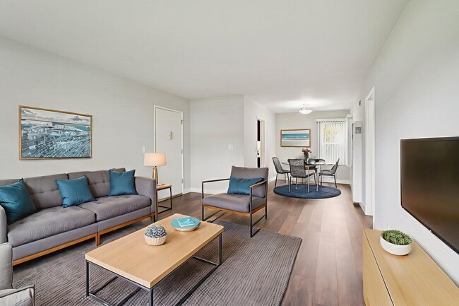 Photo - Hollypark Knolls Apartments