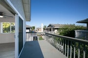 Deck - 3016 Jeffrey Dr Unit Apartment B