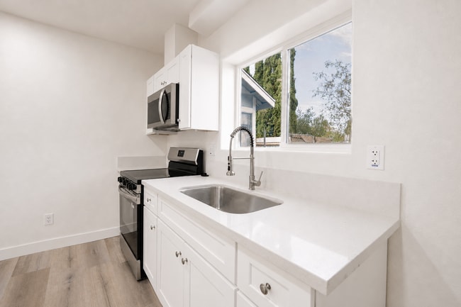 Photo - 6187 Vanessa St Unit 3