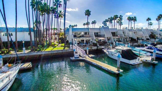 Photo - 45 Antigua Ct